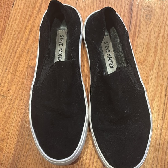 Steve Madden Fayna Slip on Shoes - Picture 2 of 7